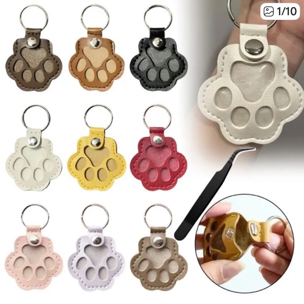 Keychain Paw Print hair collectors. Set of 2 random colors picks!